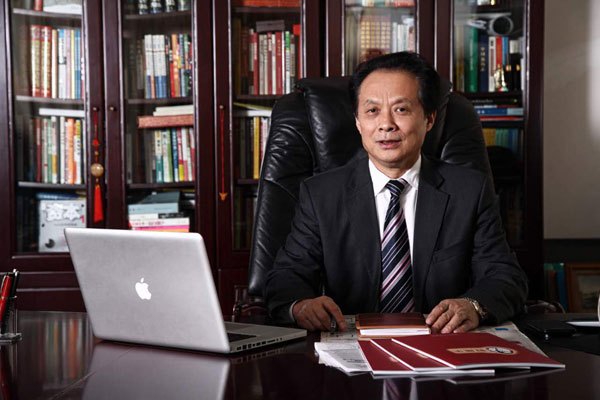 天下人大代表、008PG国际董事长耿福能